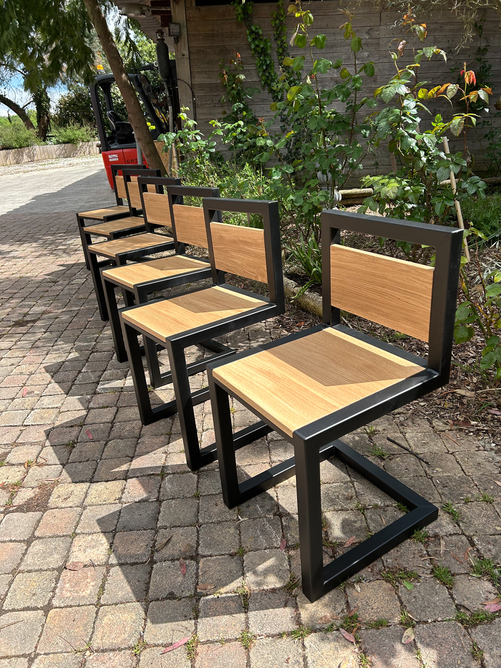 Chaise design métal & bois Réf 4246 Prix de base : 140€