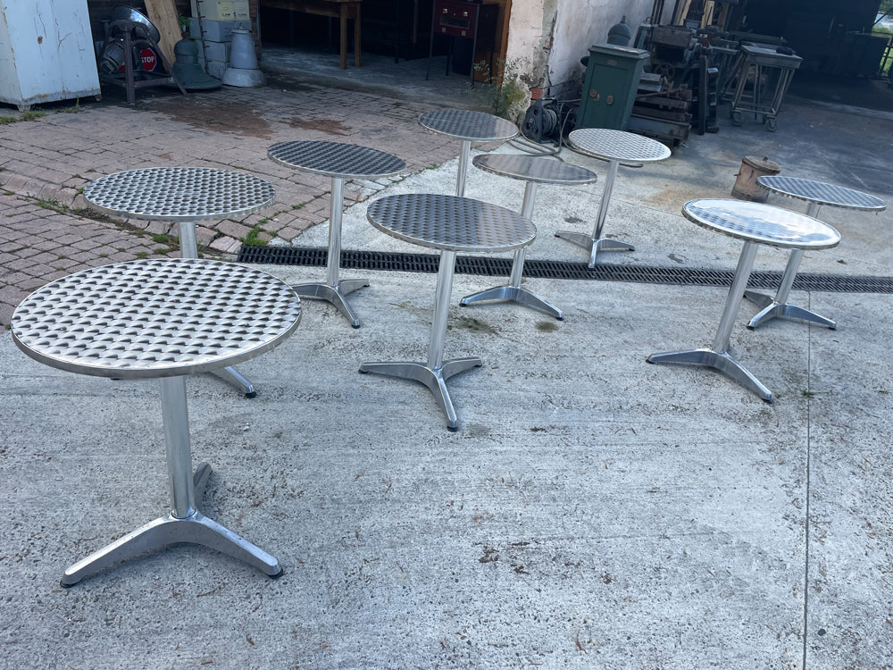 Table Bistro aluminium martelé Réf 4063