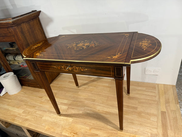 Table à oreille 19ème style Louis XVI Réf 4478