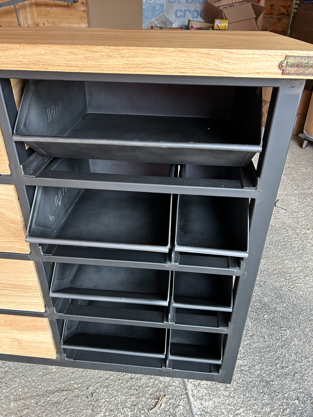 Buffet d'atelier 15 tiroirs Valentini  Réf 4203