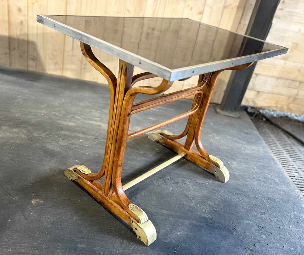 Table Bistrot Thonet 1900 Piètement Laiton