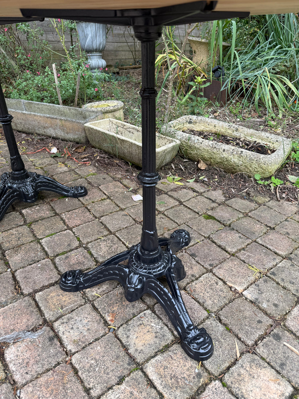 Table Bistrot Pied Fonte Plateau Hevea Années 90