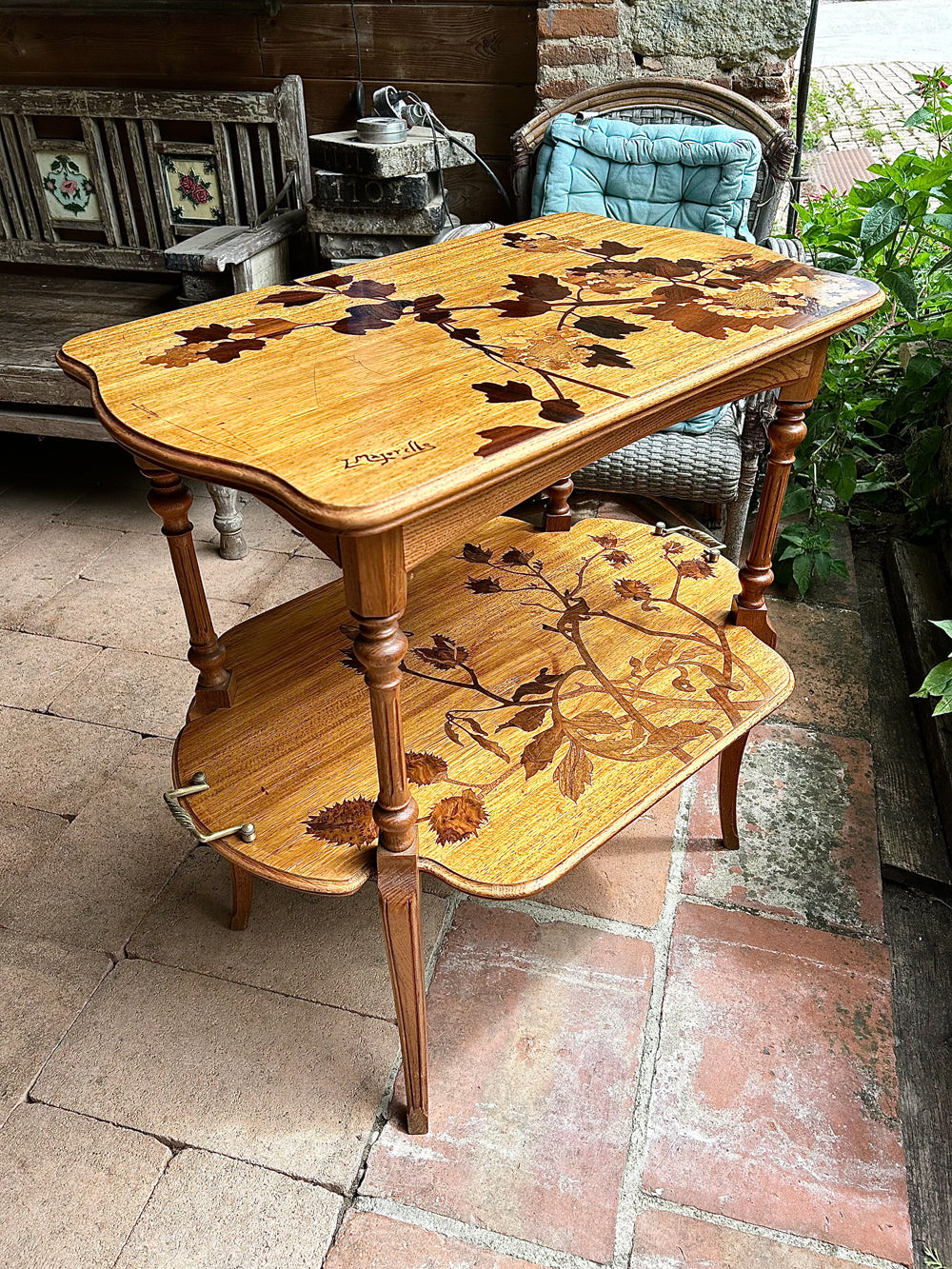 Table à thé Louis Majorelle 1900 Marqueterie Art Nouveau