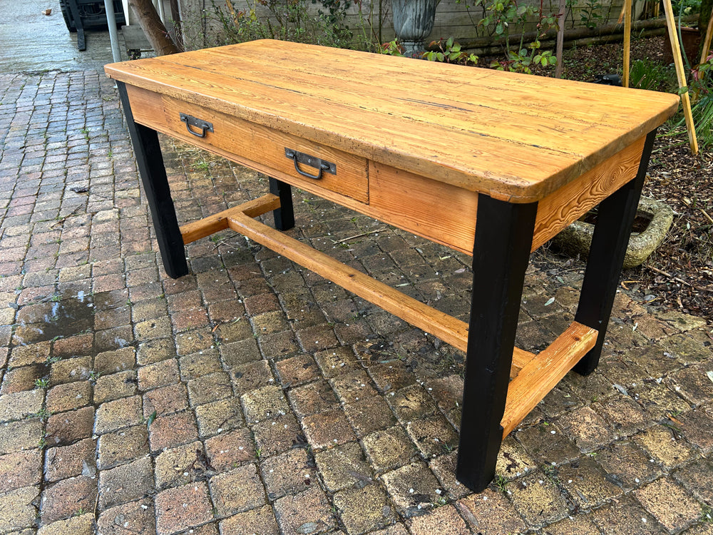 Table d'atelier 1 tiroir 1900  Réf 4233