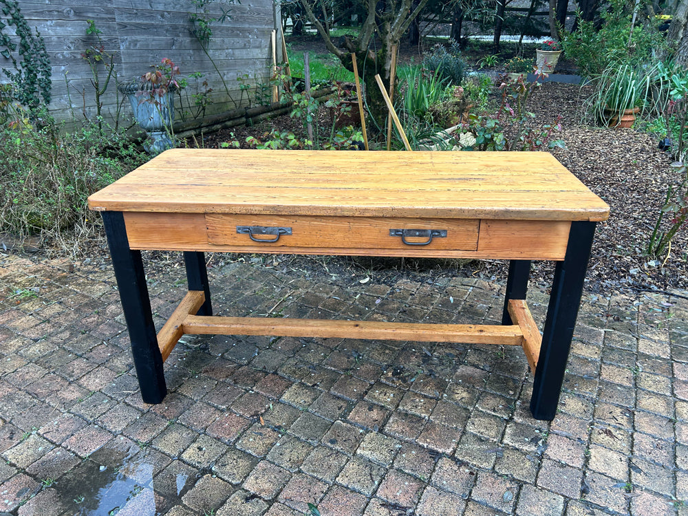Table d'atelier 1 tiroir 1900  Réf 4233