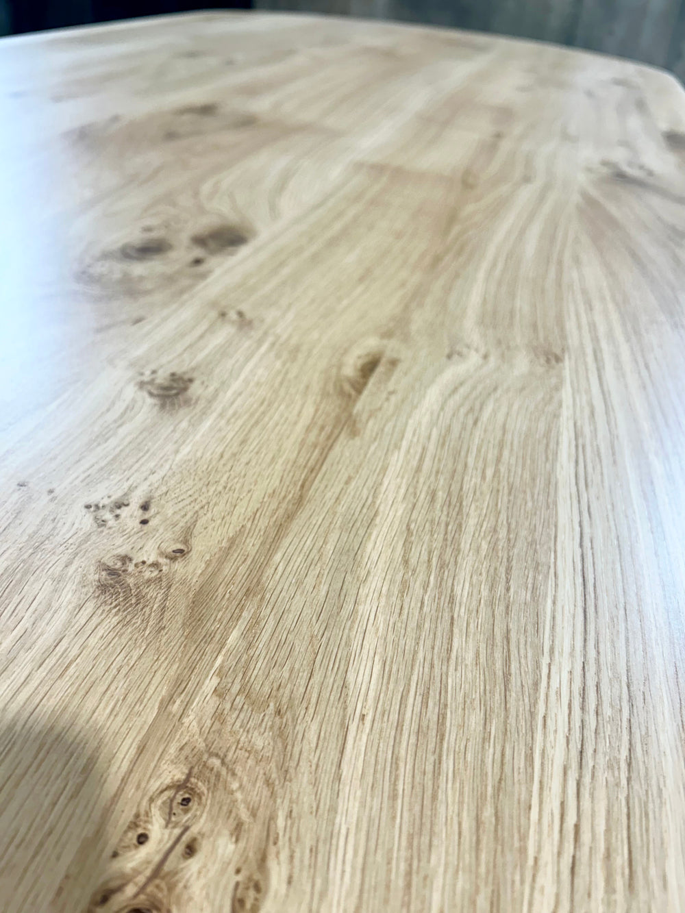 Table ovale design industriel Réf 4442 prix de base : 1550€