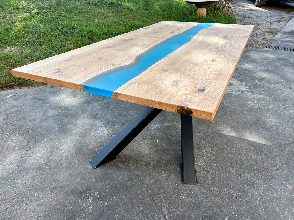 Table plateau époxy Réf 4116 Prix de base : 1990€