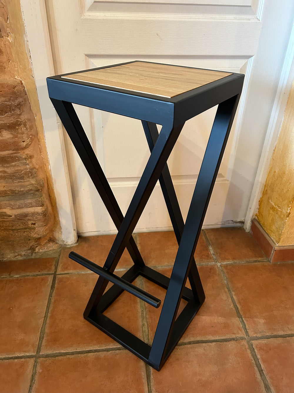 Tabouret de bar modèle Manhattan Réf 4385  Prix de base : 130€