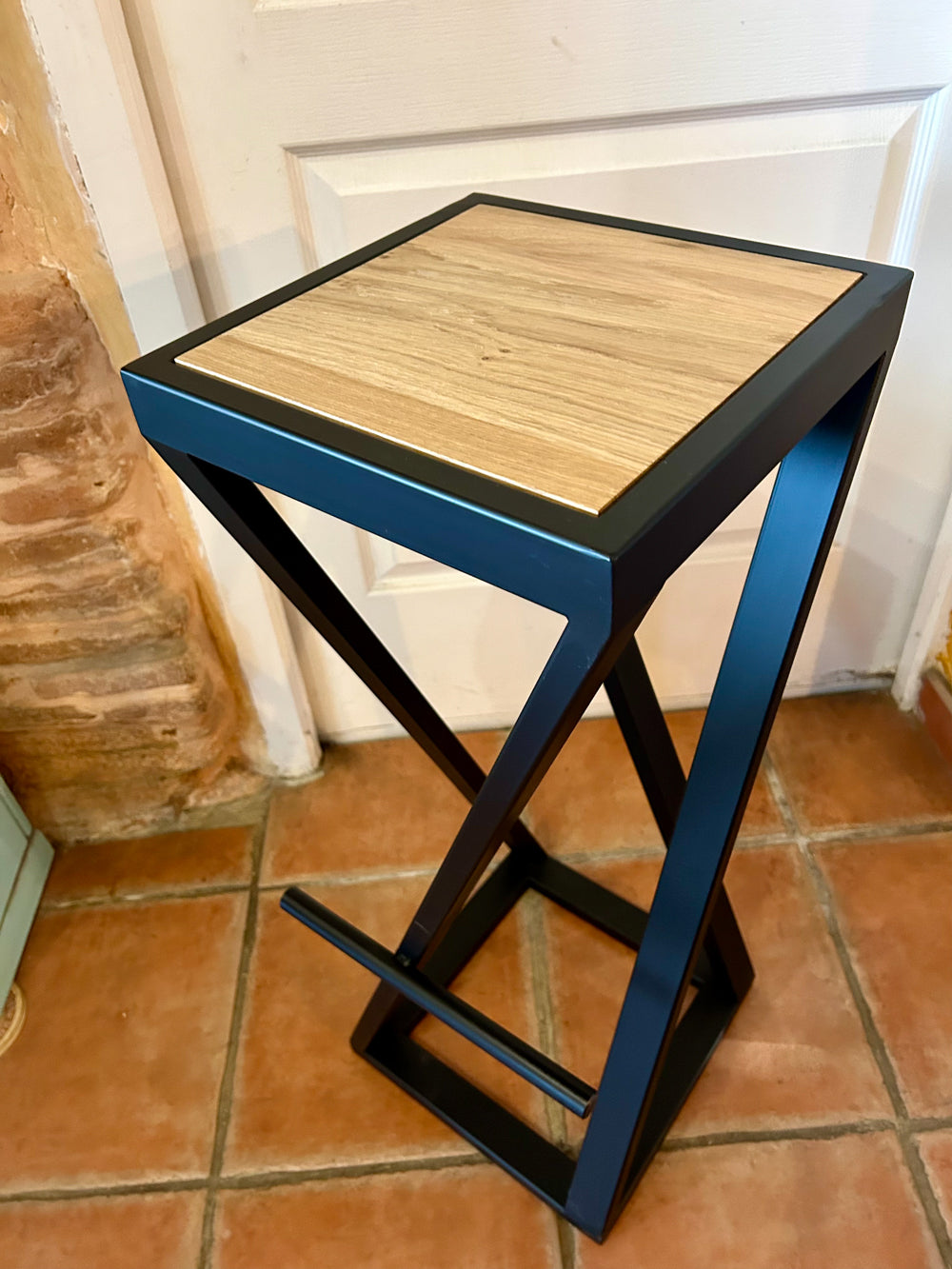 Tabouret de bar modèle Manhattan Réf 4385  Prix de base : 130€