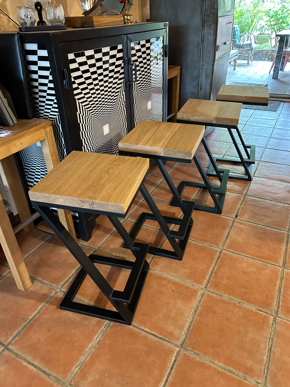 Tabouret bar design industriel  Réf 4247 Prix de base : 130€
