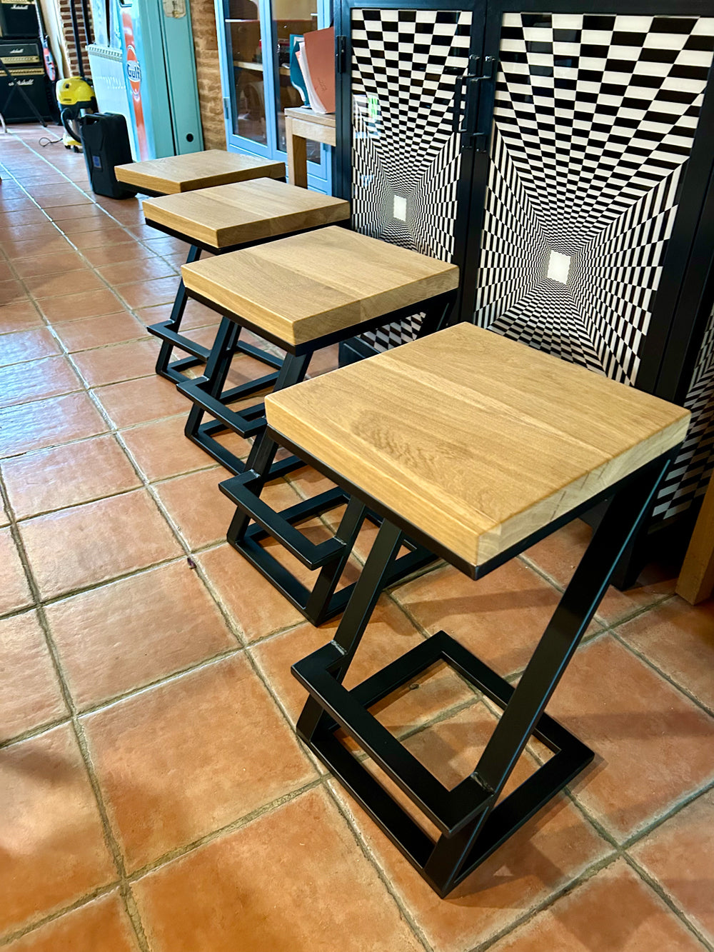 Tabouret De Bar Industriel – Bois Et Métal – Fait Main Sur Mesure – H 76 Cm
