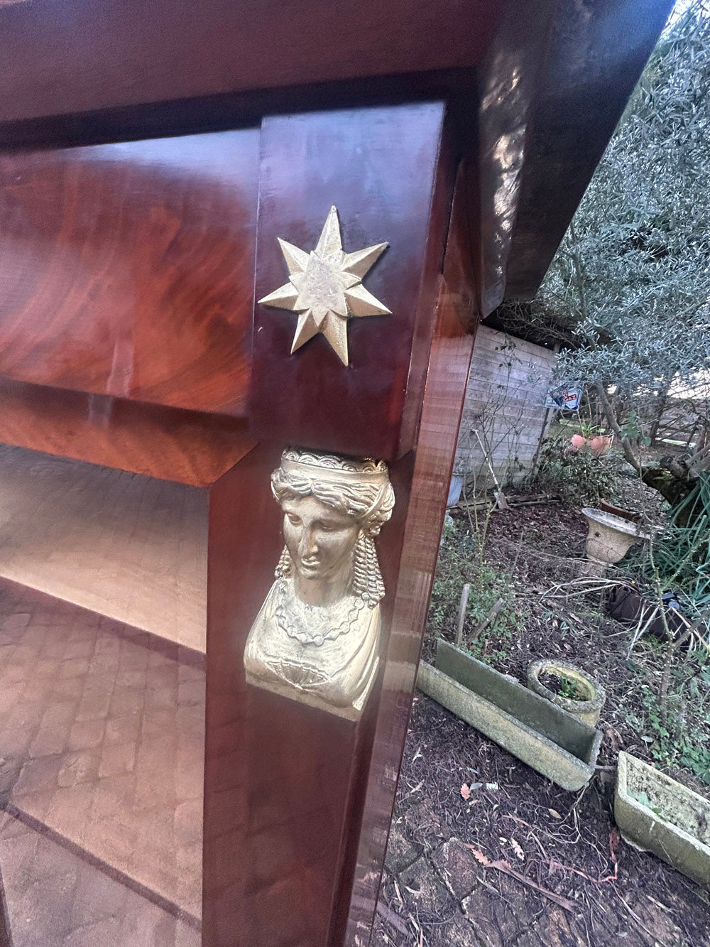 Vitrine Empire retour d'Egypte 19ème