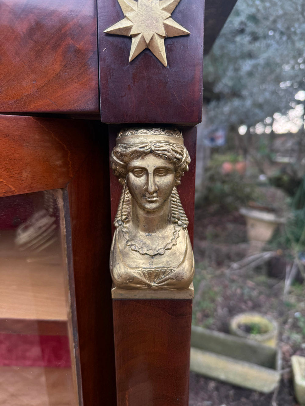 Vitrine Empire retour d'Egypte 19ème