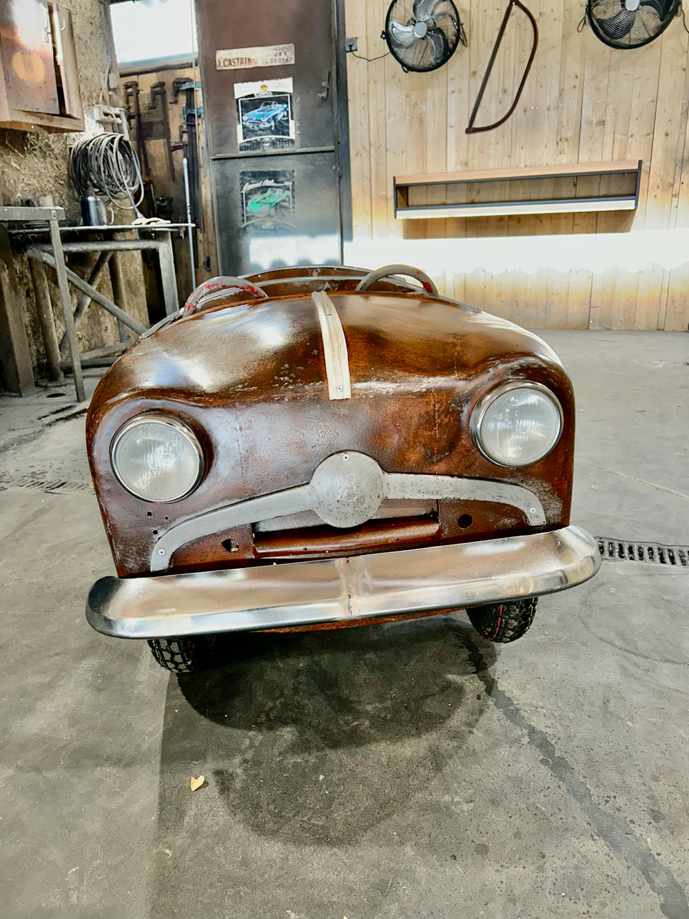 Voiture de manège métal 1950/60 Réf 4416