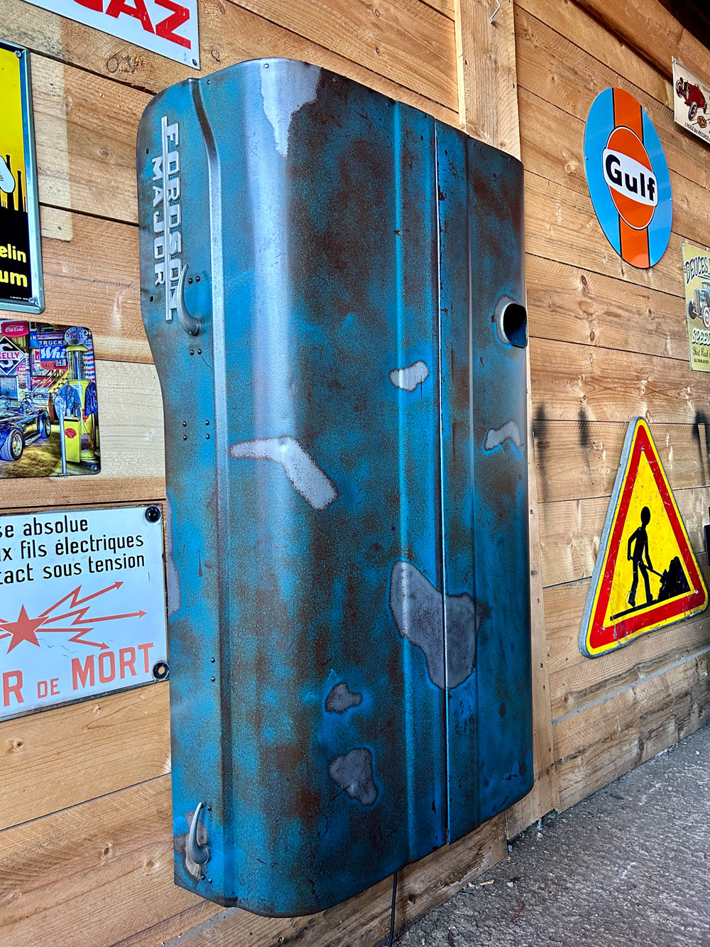 Applique lumineuse Capot tracteur Fordson Réf 4284