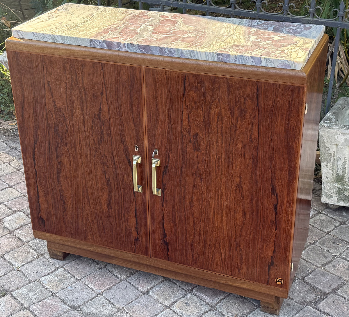 Élégant buffet Art déco signé Maurice Alet, fabrication française des années 30