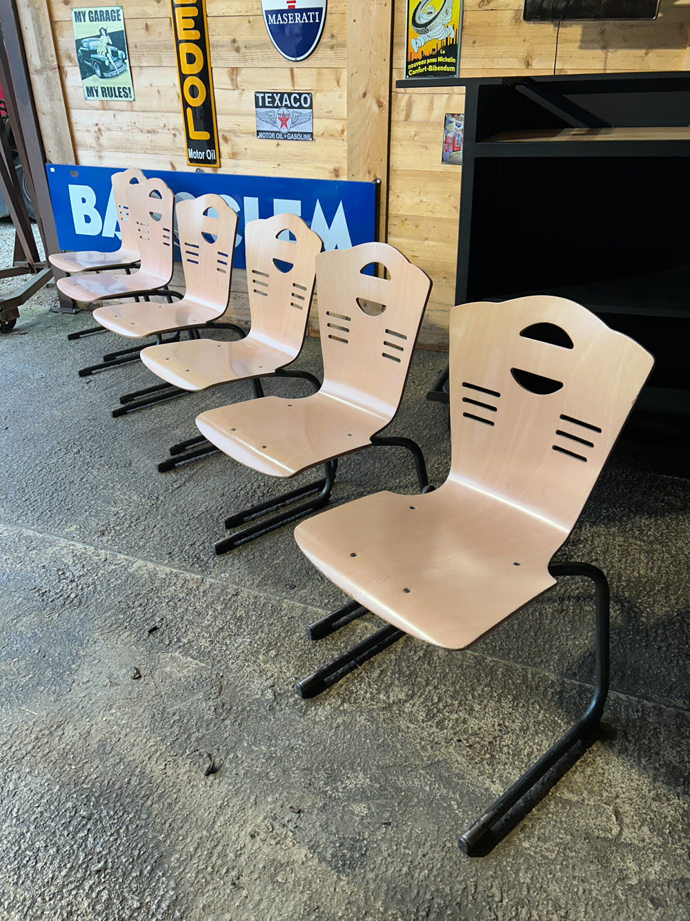 lot de 6 chaises collectivité pieds luge 1990/2000 Réf 4193