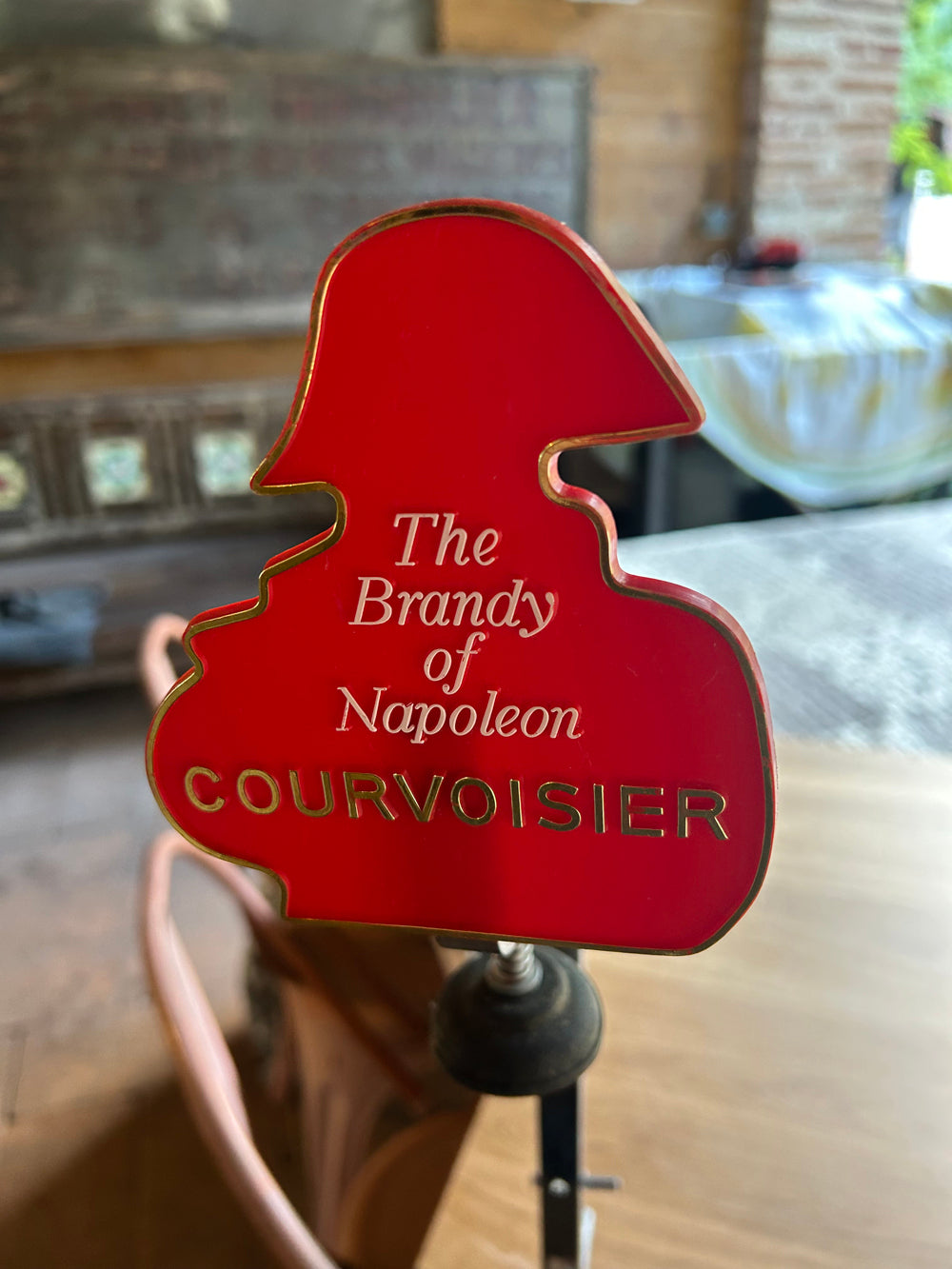 Support mural bouteille professionnel Réf 4569