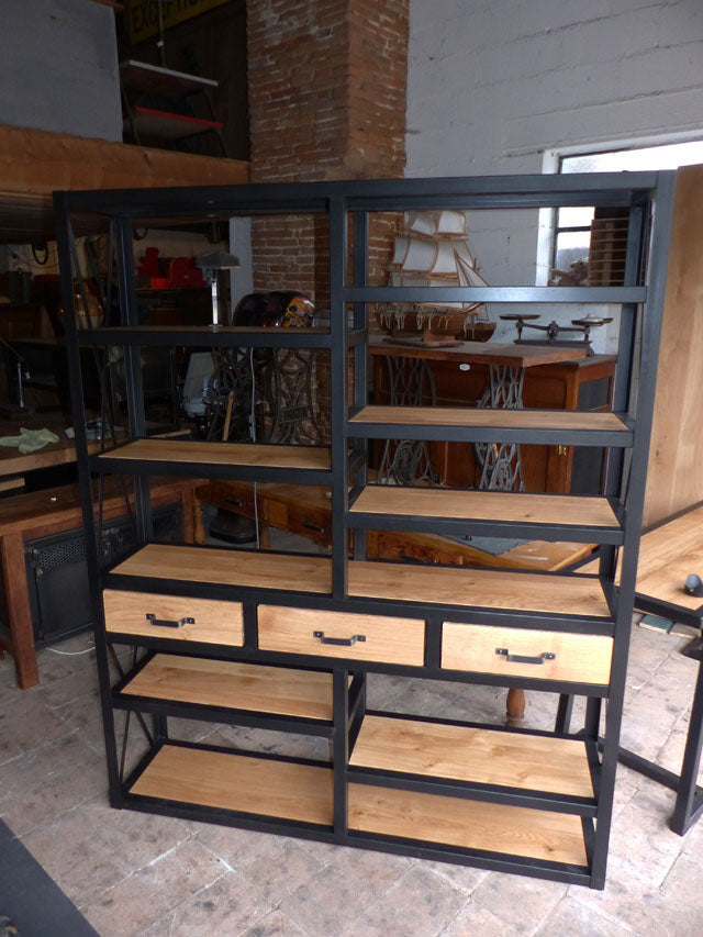 Bibliothèque design industriel déstructuré PRIX de base : 1690€ réf 3592