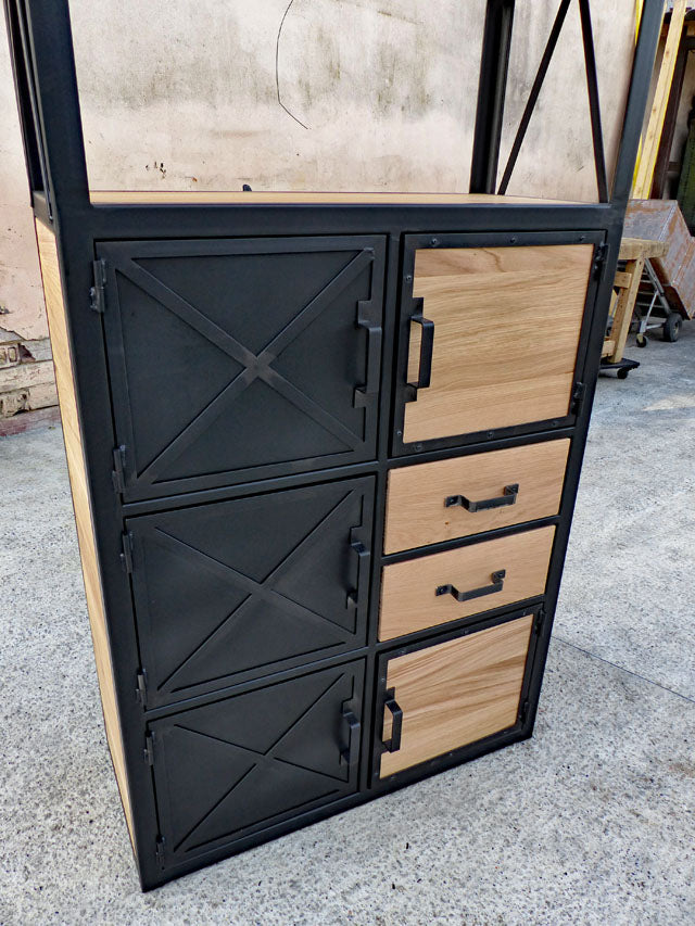 Etagère / bibliothèque 6 portes. PRIX de base : 1 290 € Réf 3631