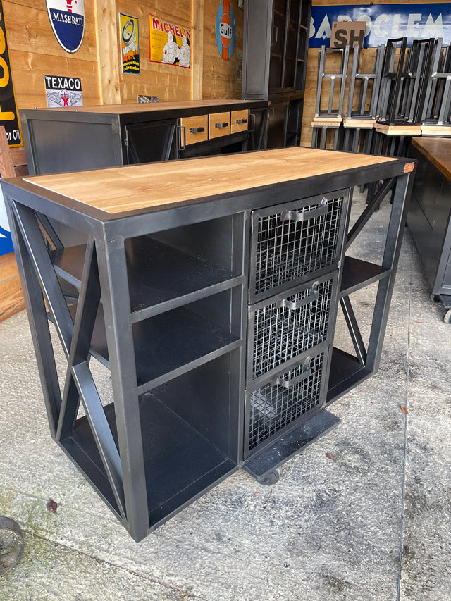 Buffet console industrielle PRIX de base : 890€ réf 3980