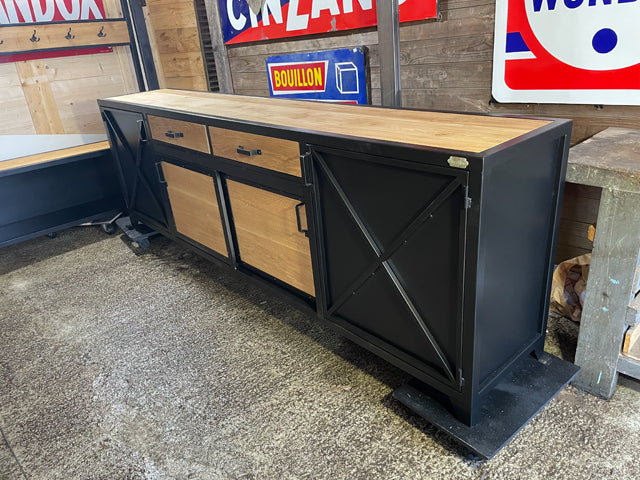 Buffet Industriel Bois Et Métal, Création Sur Mesure, 250x45x100 Cm, Noir, Poignées Bois