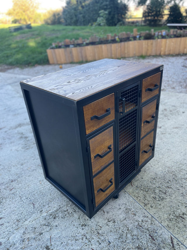 Buffet portes faux tiroirs PRIX de base : 990€ réf 3953