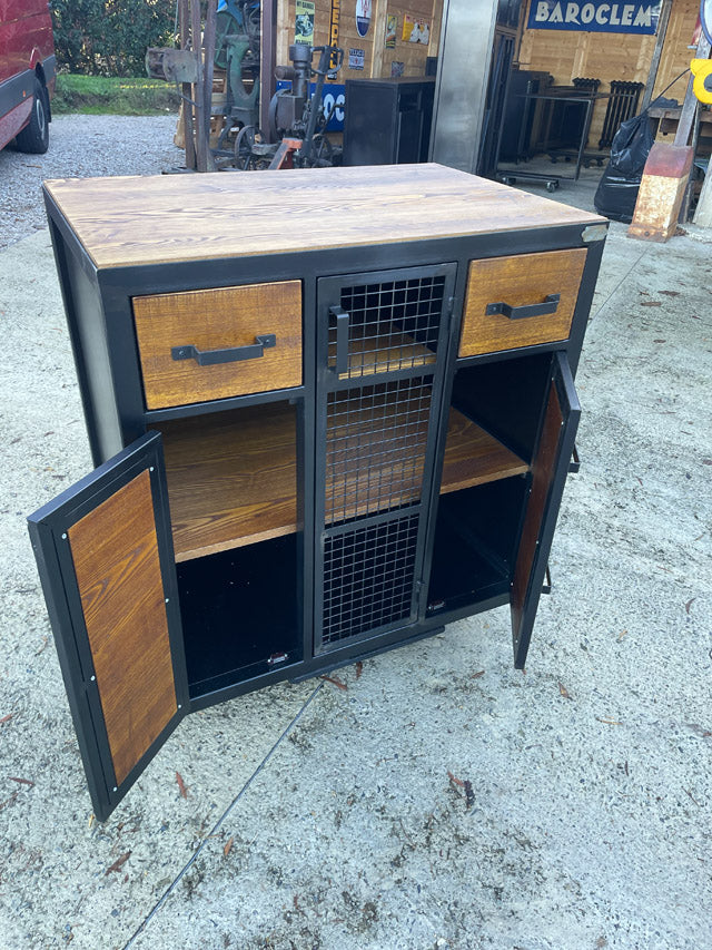 Buffet portes faux tiroirs PRIX de base : 990€ réf 3953