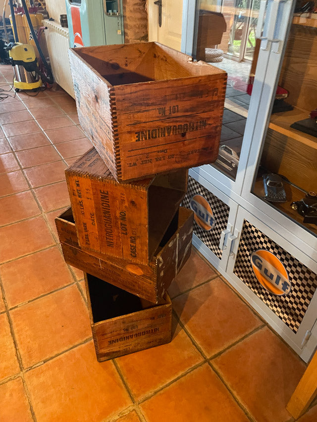 Caisse d'explosif 1955