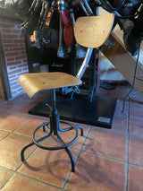 VENDU Chaise d'atelier style Flambo 1950