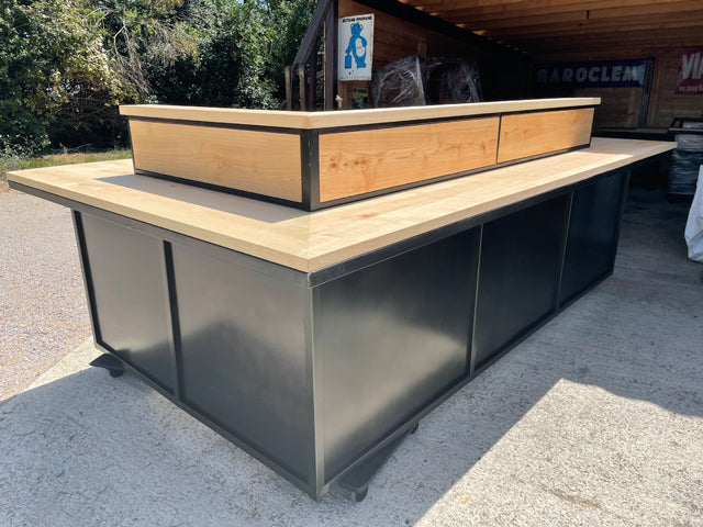 Comptoir Bodega industriel PRIX de base: 3000€ réf 3904