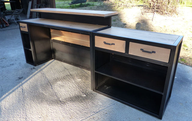 Comptoir design industriel PRIX de base: 2900€ réf 3673