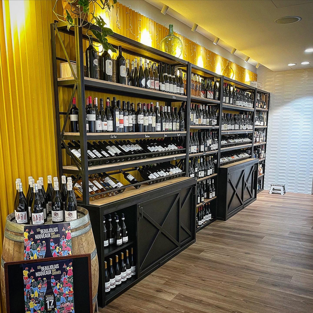 Etagère présentoir cave à vin  Prix de base : 2900€ réf 4026