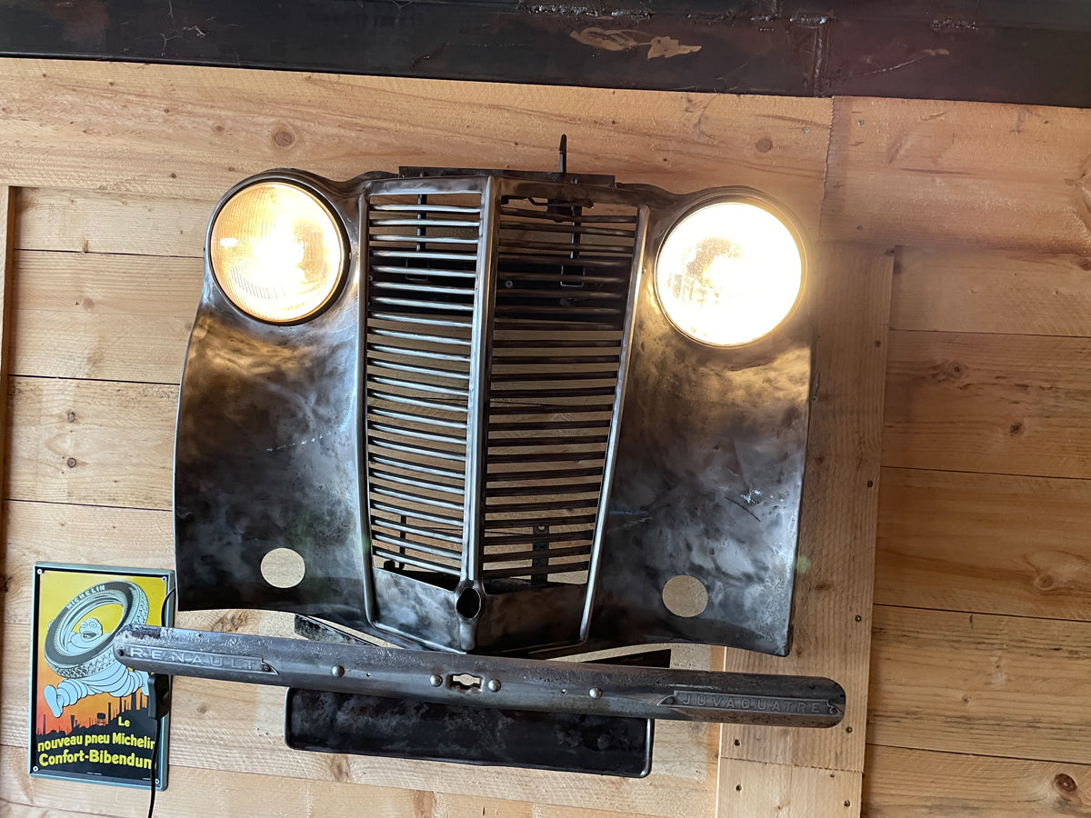 Face avant Renault Juva 4