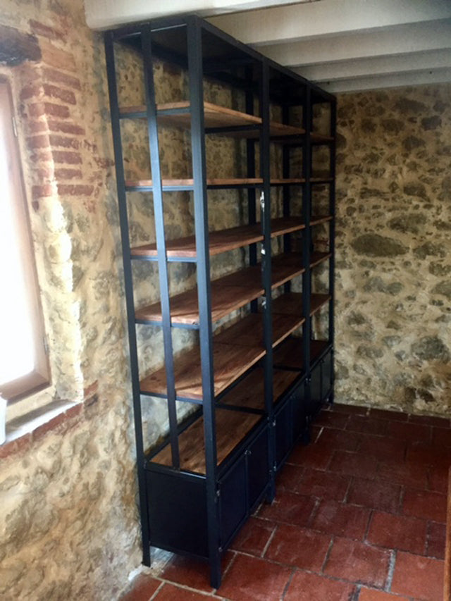 Bibliothèque industriel Prix de base: 1600€ réf 2698