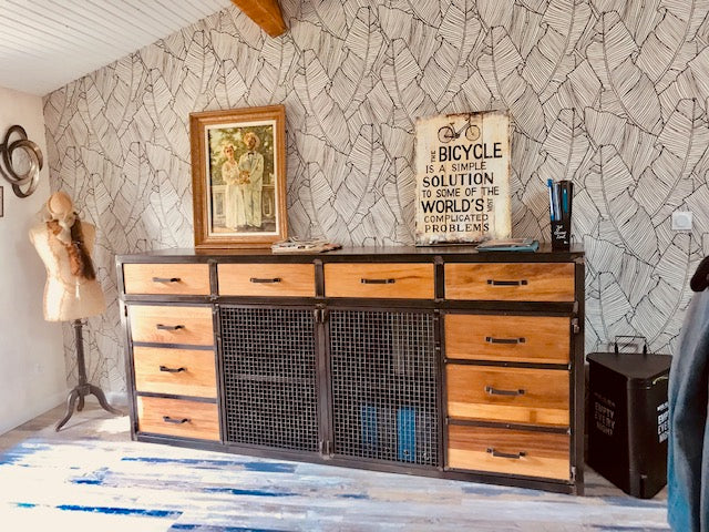 Buffet industriel métal et chêne PRIX de base: 1450€ réf 3337