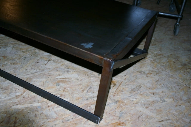 Table basse ou meuble TV industriel
