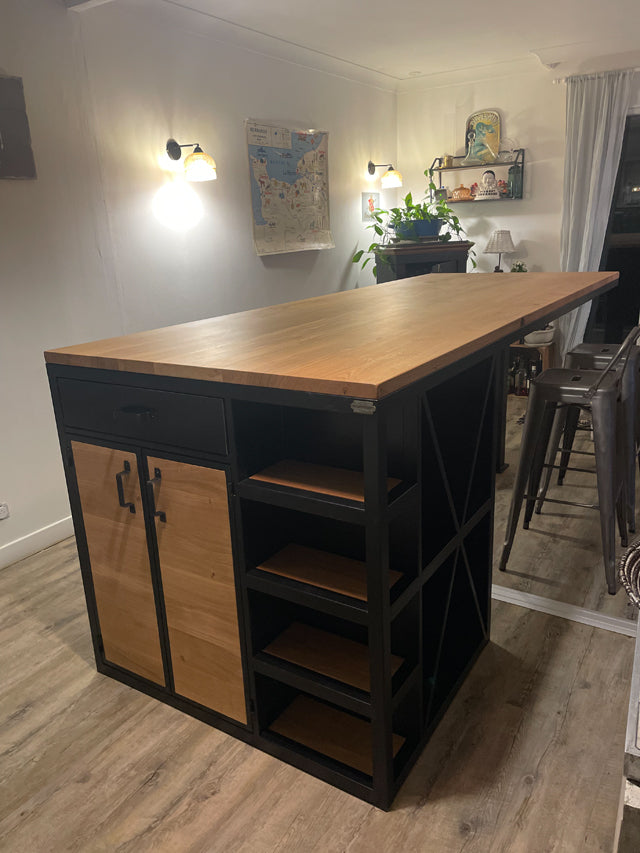 Ilot central design industriel PRIX de base :2800€ réf 3952