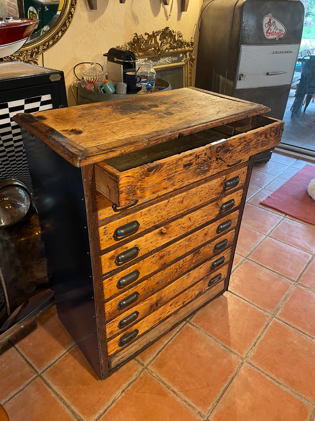 Meuble de mètier 8 tiroirs 1900