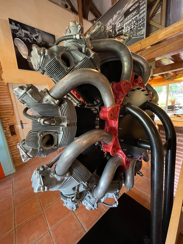 Moteur avion CHVETSOV ASH-62   PRIX : 12900€  réf 3922 - BROCANTETENDANCE -