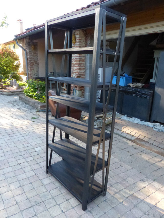 Etagère bibliothèque industrielle PRIX de base :780€ réf 2585