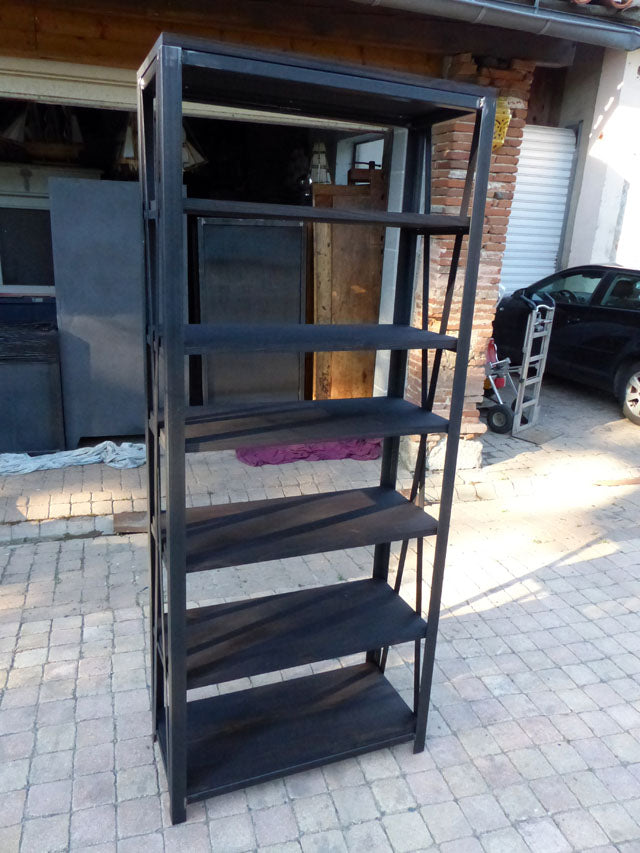 Etagère bibliothèque industrielle PRIX de base :780€ réf 2585