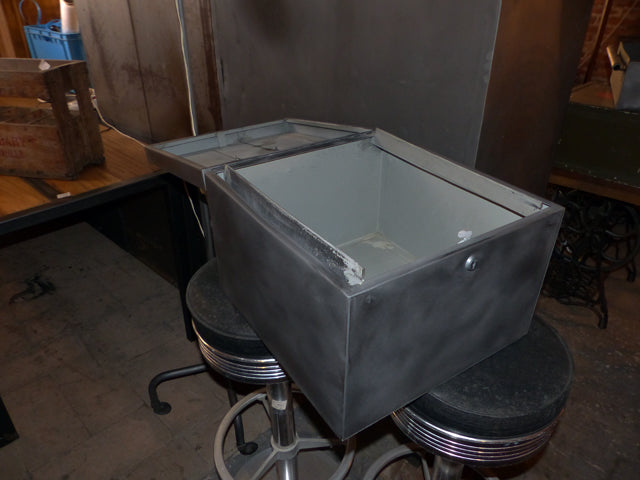 Grand range dossier industriel métal 1950