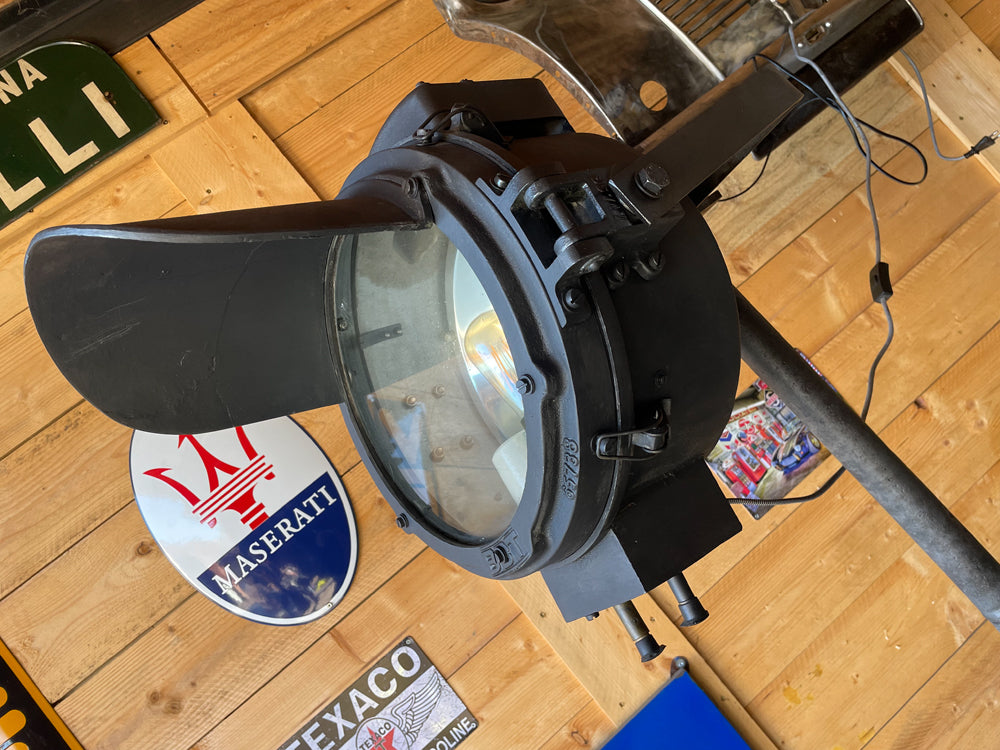 Projecteur BB+ 1950 réf 4027