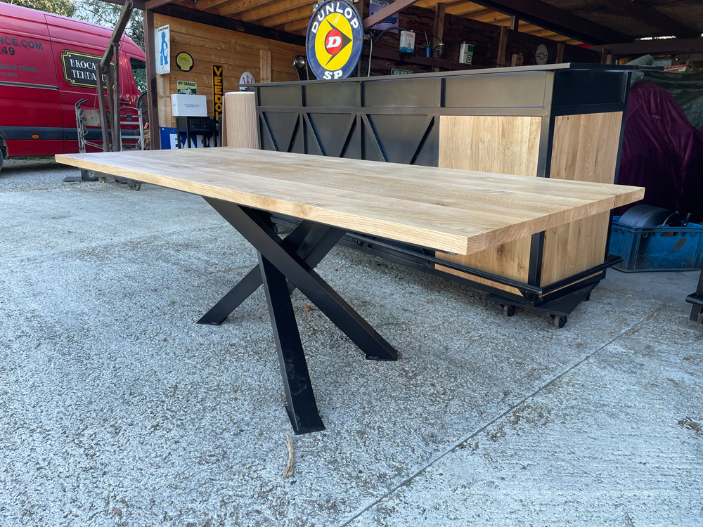 Table piètement MIKADO PRIX de base : 990€ réf 3982