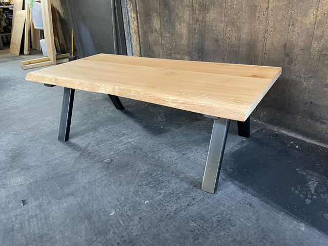 Table basse Live Edge PRIX de base: 660€ réf  3747