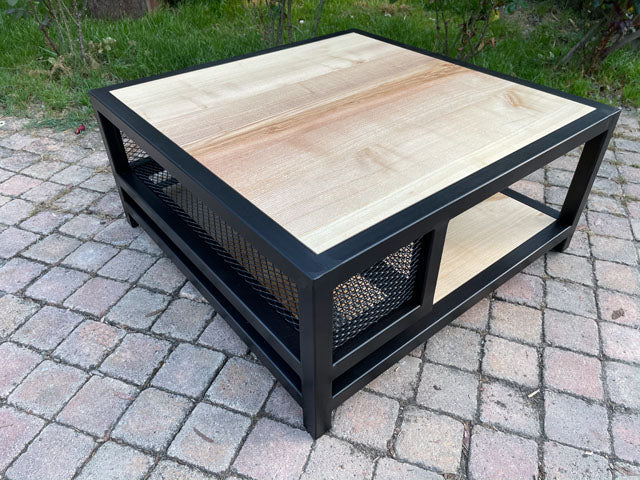 Table de salon double plateau PRIX de base: 850€ réf 3707