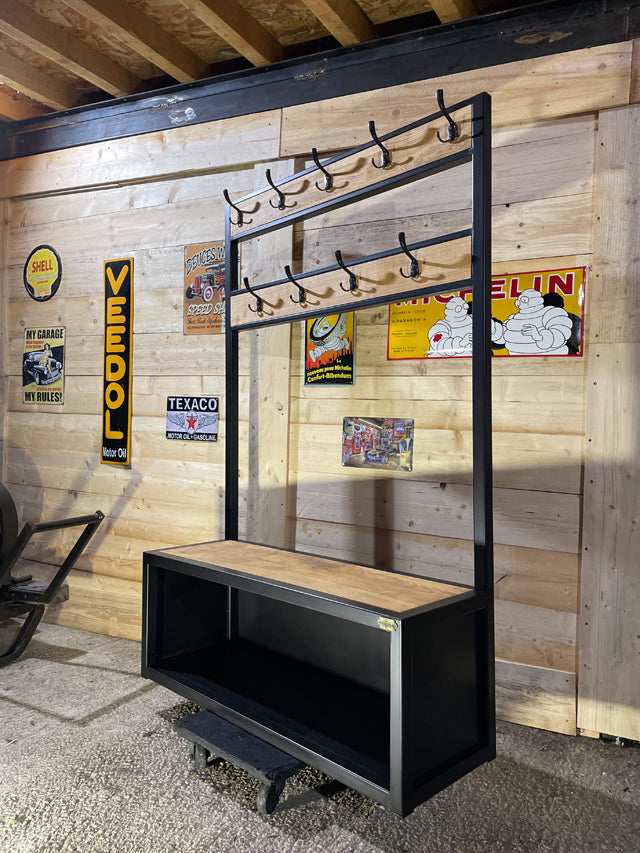 Vestiaire d'entrée industriel PRIX de base: 890€  réf 3780