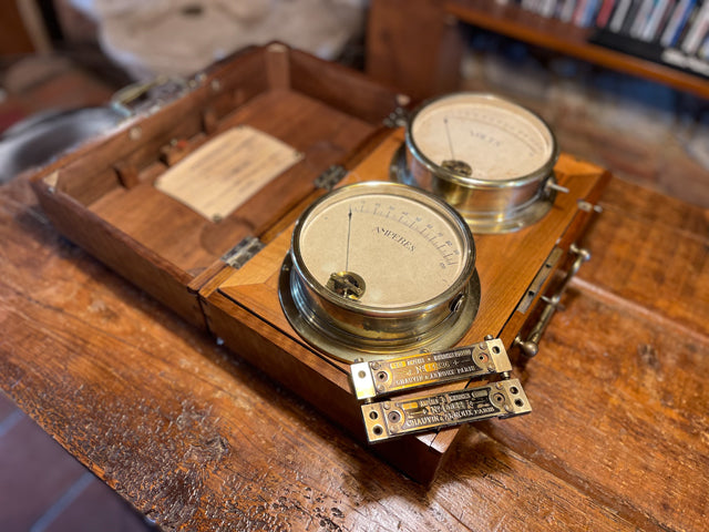 Voltmetre amperemetre " CHAUVIN & ARNOUX" 1930