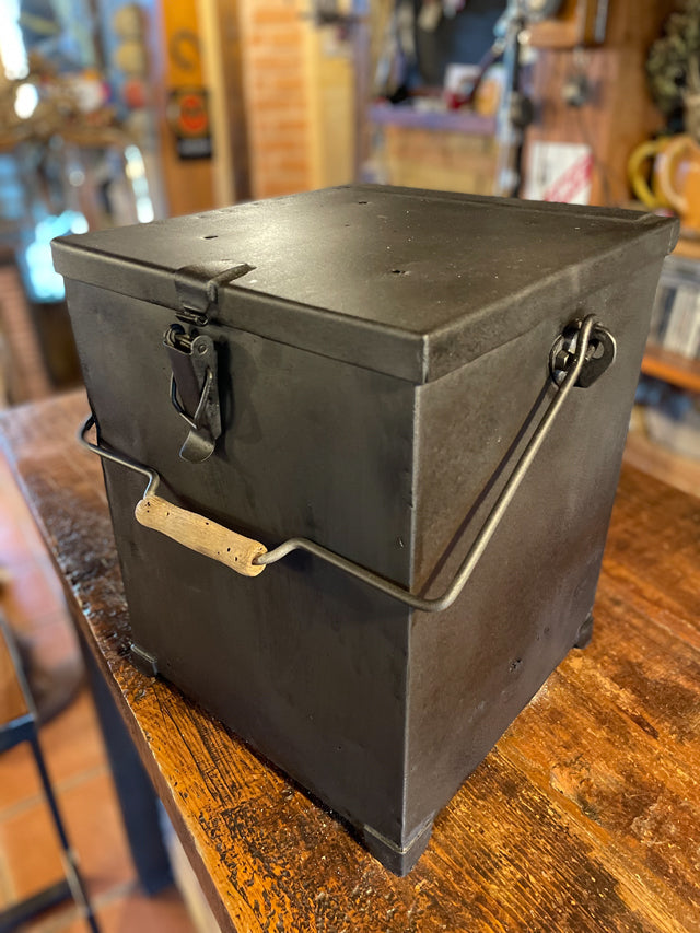 Ancienne glacière métal et bois 1940